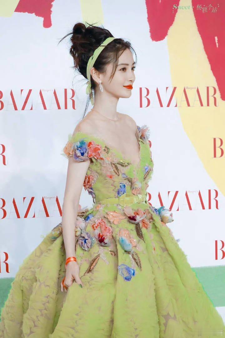 Angelababy每次活动都是有效大出圈⭕谁懂美神的代名词