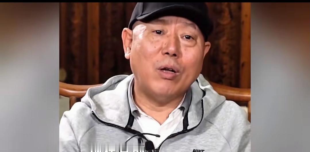 冯小刚当年不是选角，是亲自下场“抢”了李成儒的饭碗。《老炮儿》导演管虎最初定的