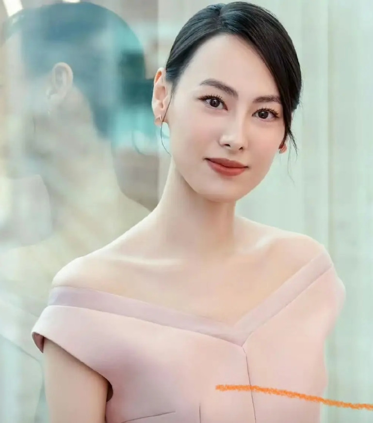 当年李泽楷5个亿的天价分手费震惊了多少圈外人，兜兜转转这么多年原来人家也才3
