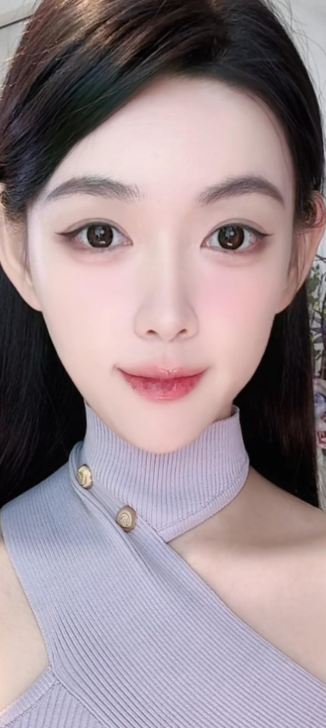 这位小姐姐好可爱啊！