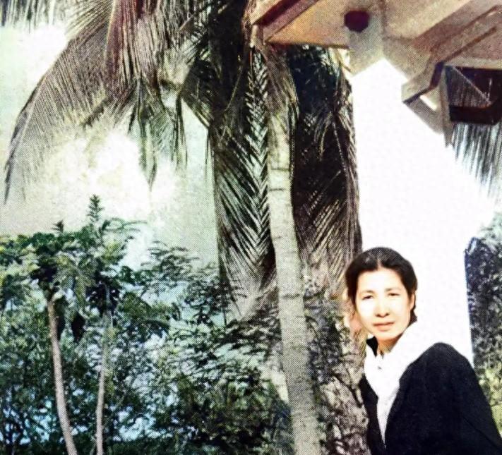 1959年湖南女子请求见贺子珍，见面后贺子珍惊讶地问：昭学，你真的来了？192