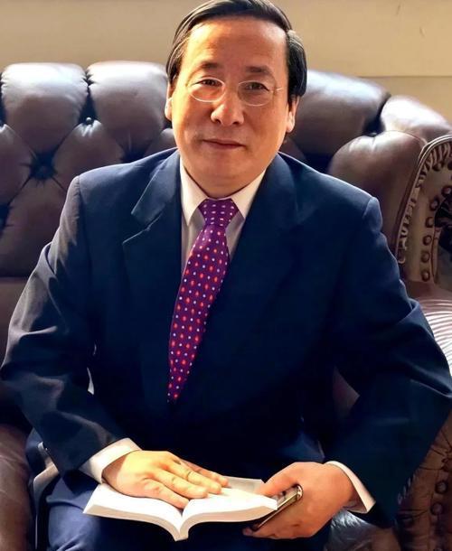 高志凯一句话戳中痛点，历史真相岂能靠出书刻意洗白高志凯的一句反问，直击问题