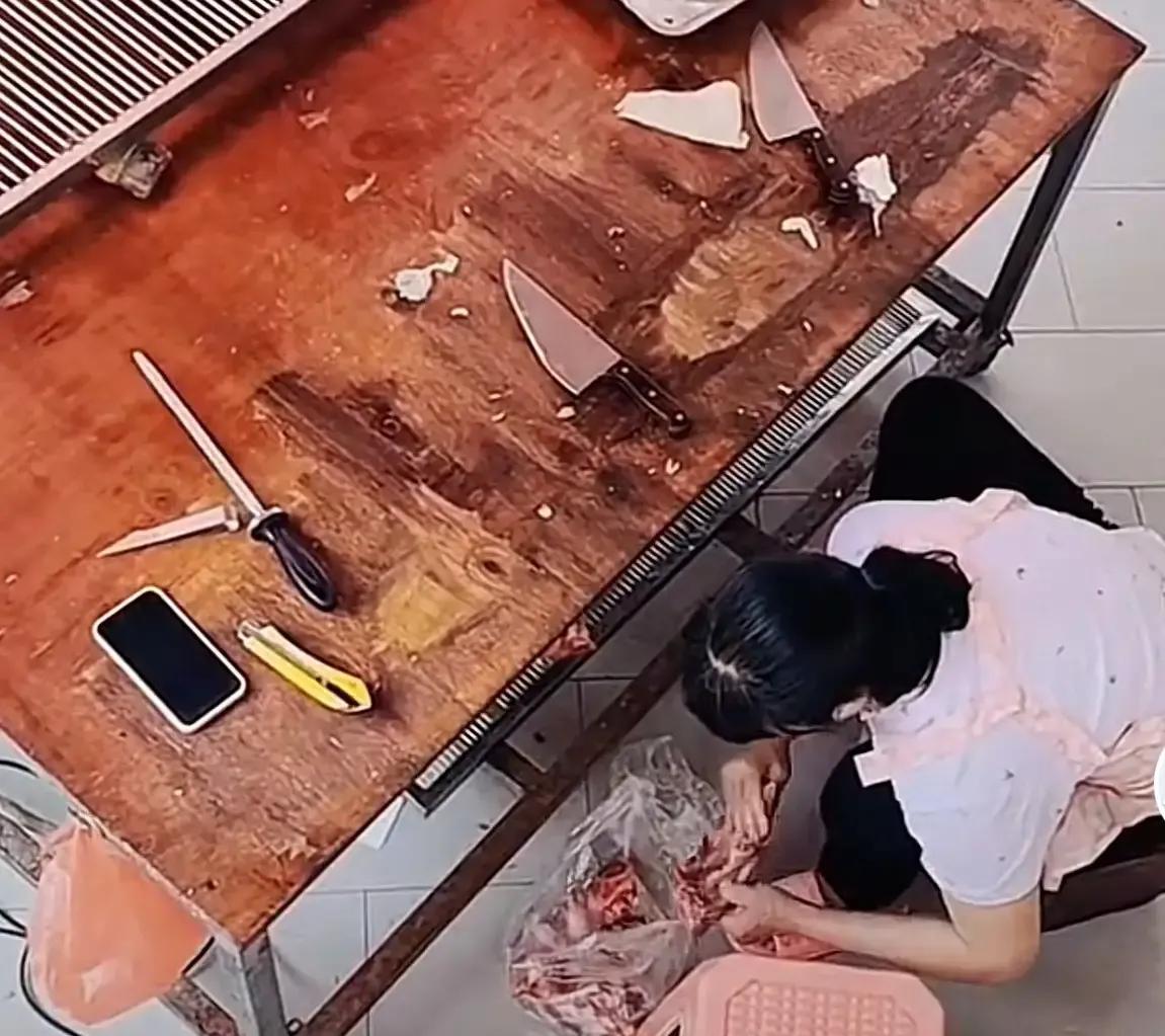 难怪别人都说买菜要早上去买，下午的菜就不一定放了什么料了了坐标南宁，我家附近的