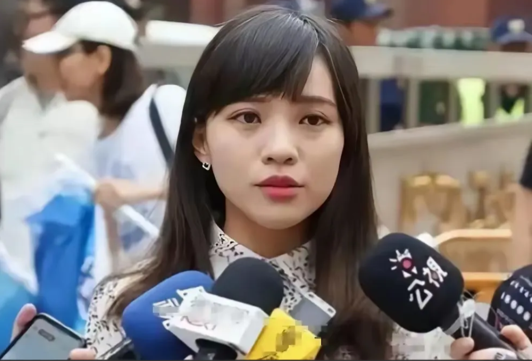 这名女子名叫黄捷32岁，是民进党最年轻的立委，也是大陆公布的顽固台独分子及其帮凶