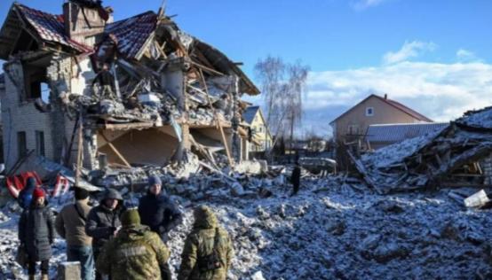 乌克兰简直太冤了！花了三年多的时间，硬生生把俄罗斯从一个全球超级大国打成了二流国