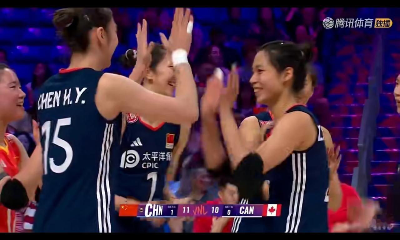 庄宇珊罚球成为核武器，球迷看得目瞪口呆，加拿大主教练无可奈何中国女排今天迎战