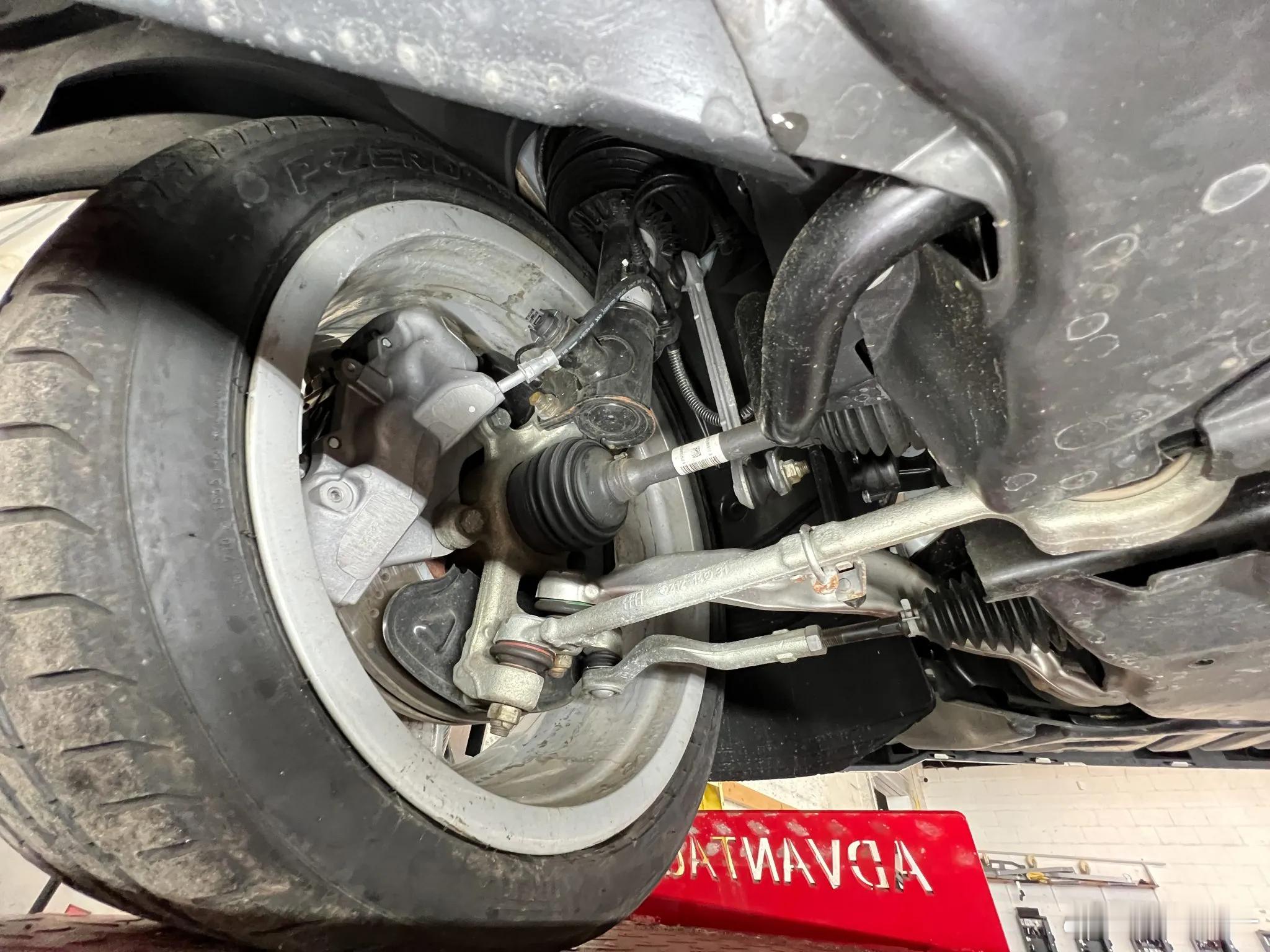 空簧麦弗逊，猜车​​​