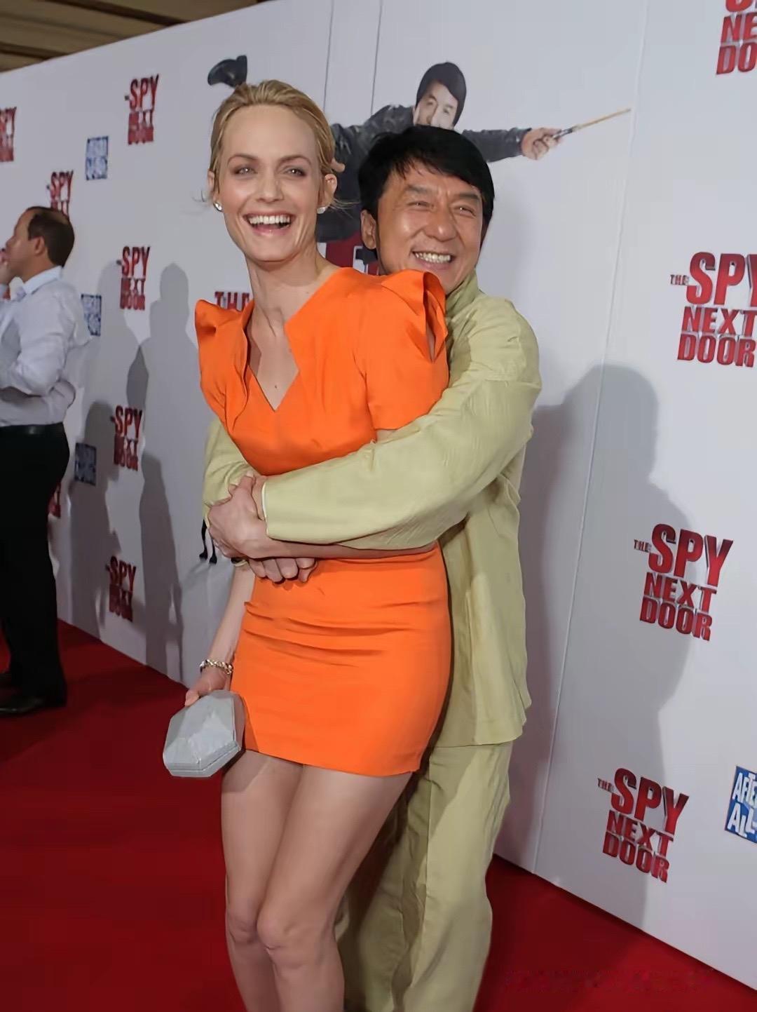 如果你是成龙大哥，看到这些照片，你愿意花多少钱永久删除？