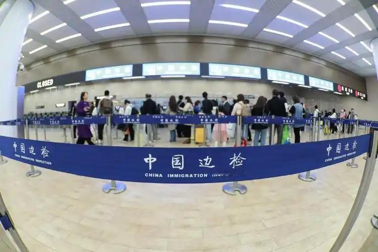 孟晚舟式的困局，现在有了前置防火墙。 国务院841号令新鲜出炉，全新的出入境