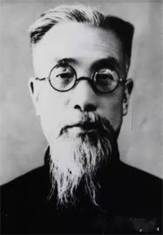 水梓(1884-1973)，甘肃兰州榆中县人，字楚琴。甘肃著名教育家，擅书法、精