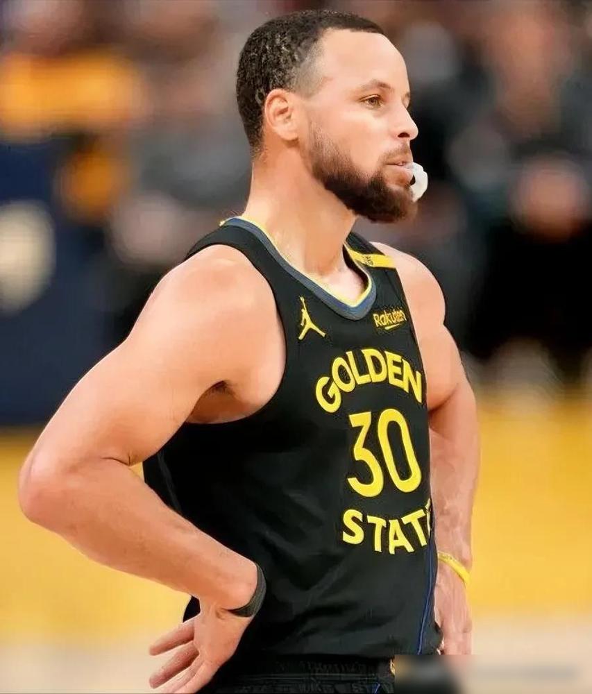 119-116！勇士队的一场险胜，却让我们彻底看清这三个人——这场球打得真是