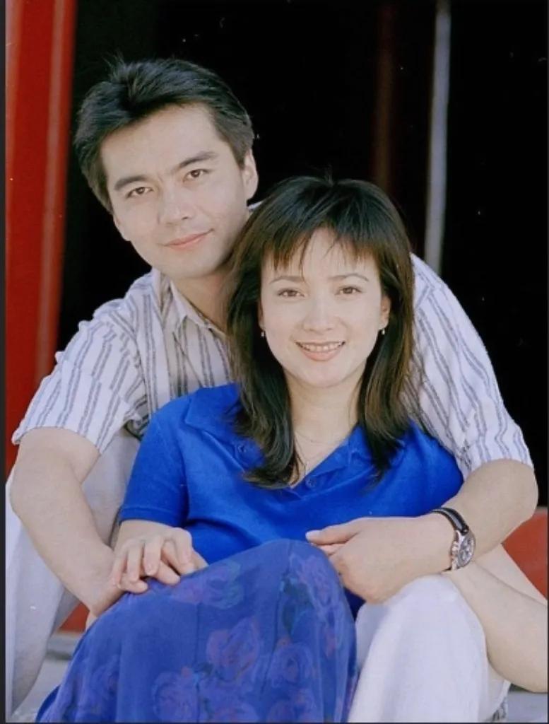 金晨都发文悼念何晴了大家伙儿却都在盯着许亚军嫌他这个前夫太冷血，