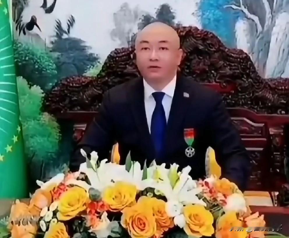 九天爆料阿宝进去了，收过他礼物超四五万的都害怕了！罪名应该跟经济有关，快s这