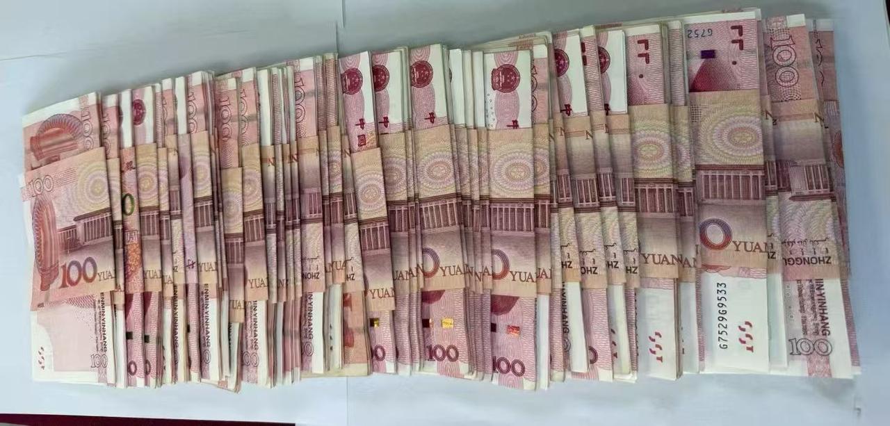 存钱，存钱，存钱2026年，一定要存钱。哪怕一个月工资只有3000元的收入，也