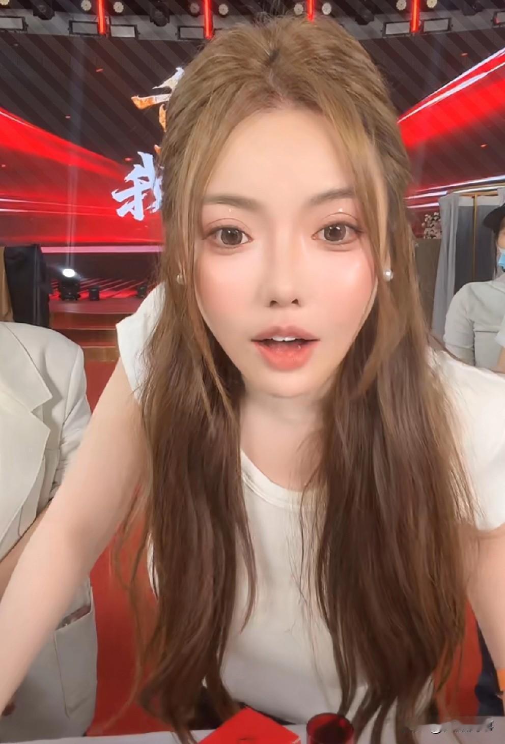 九天确定蛋蛋与辛选没有任何关系,带货只是帮助辛选走后台数据!