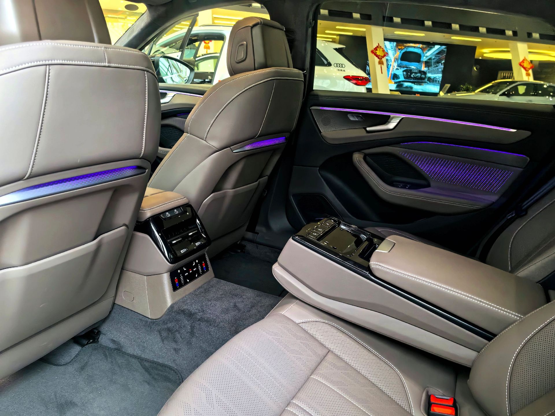 奥迪A6L选40还是45？答案看用车场景！