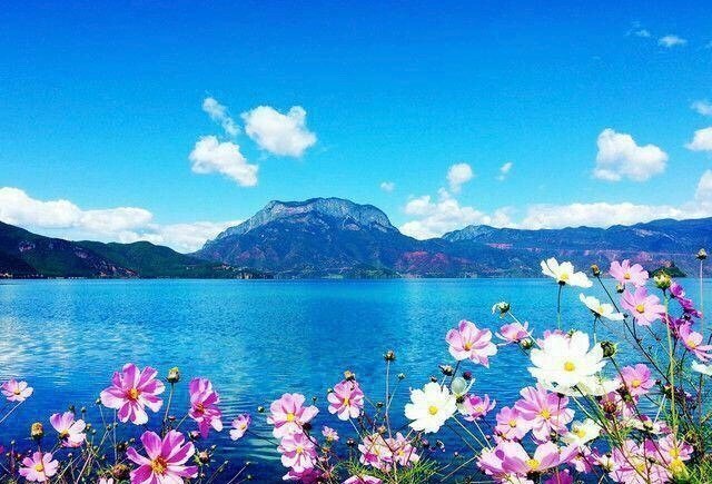 如果我在泸沽湖遇见你，一定带你登最美的女神山，一起聆听格姆女神的爱情故事！​​