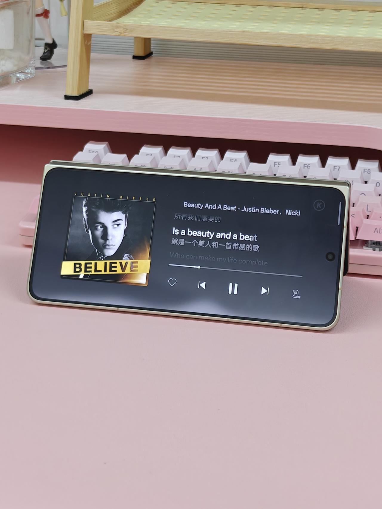 第一次用折叠屏，半个月下来这些话不吐不快🙋♀️之前一直用的直板机，第一次换