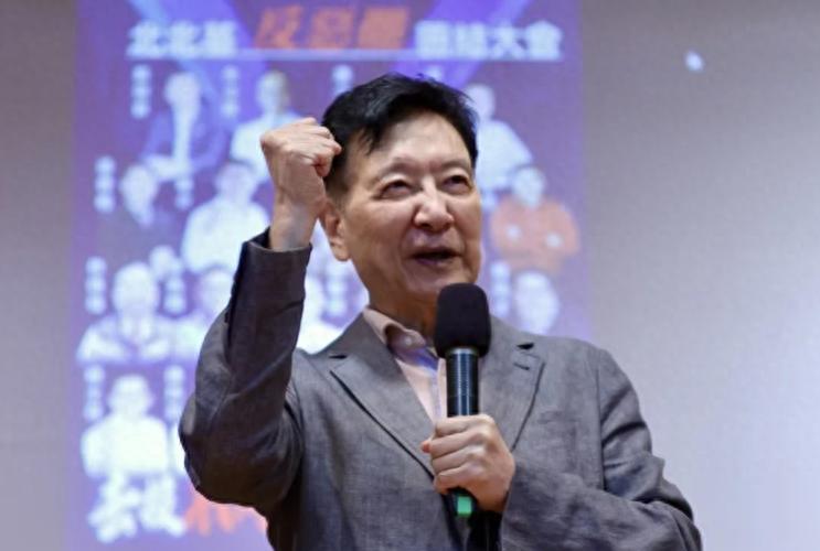 【岛内“大罢免”投票日即将确定，对抗升级，“馆长”将为蓝军站台】岛内“大罢免”
