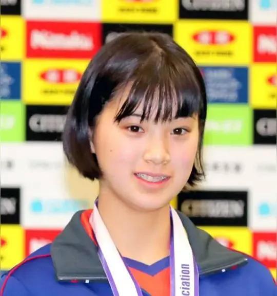 张本美和加盟成都队，少下了一步棋？日本新星张本美和加盟成都队，成为乒超的一大新闻