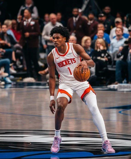 火箭这赛季工资已经到帽了，能打到这个好成绩，靠的全是吃阿门+伊森俩人的童工合同红