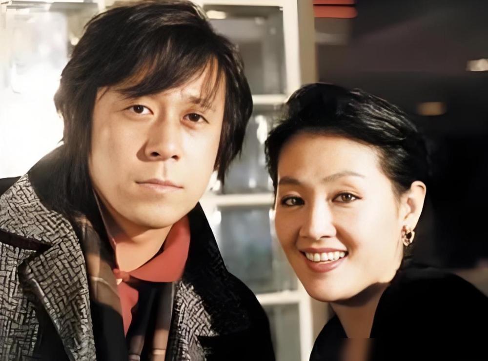 《北京人在纽约》原定作曲人并不是刘欢，后来由于工期紧张，委托刘欢全盘负责整部剧所
