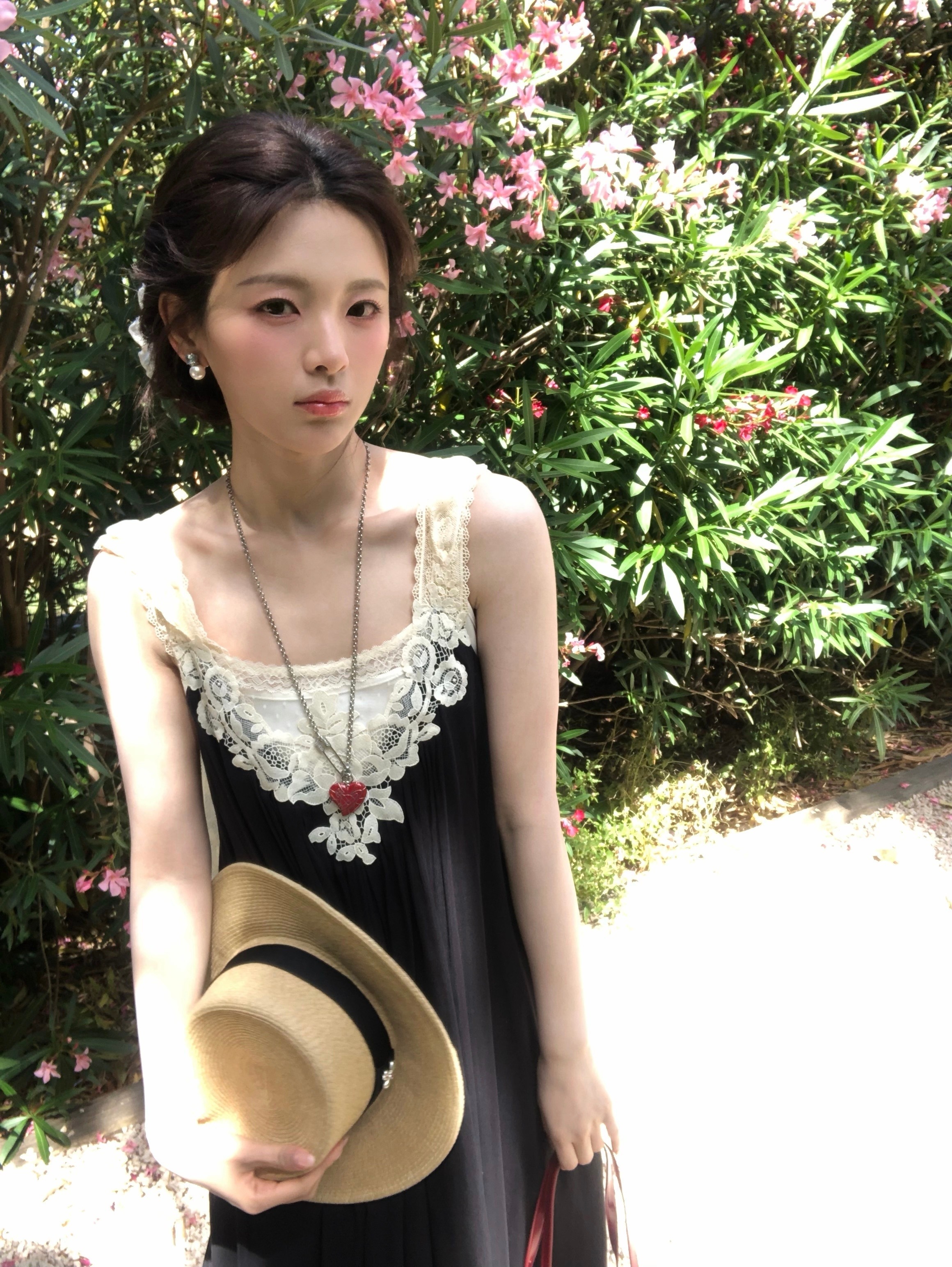 世界上为什么会有这么美丽的小女孩？