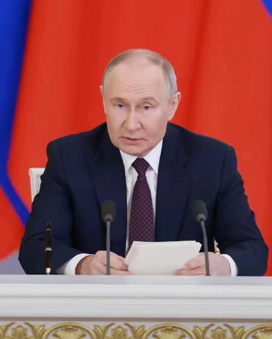 普京钢铁洪流压境，欧洲一夜破防！乌克兰战场已成绞肉机