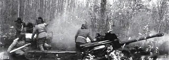 珍宝岛反击战期间，沈阳军区司令员陈锡联给前线将军肖全夫打来电话，命令他开火。肖全