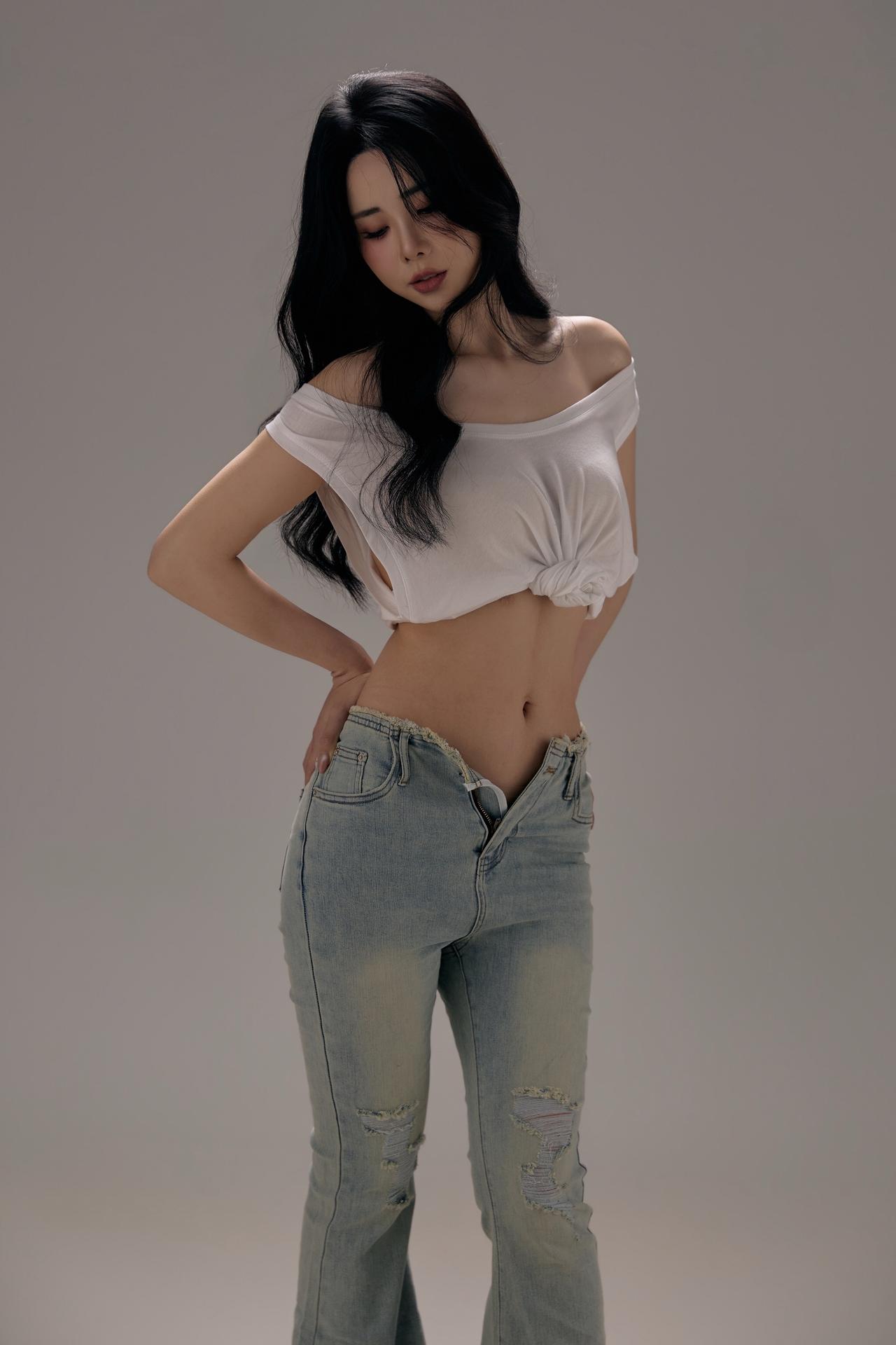 辣妹露肩穿搭纯欲风格天花板深圳约拍摄影师简约纯欲风