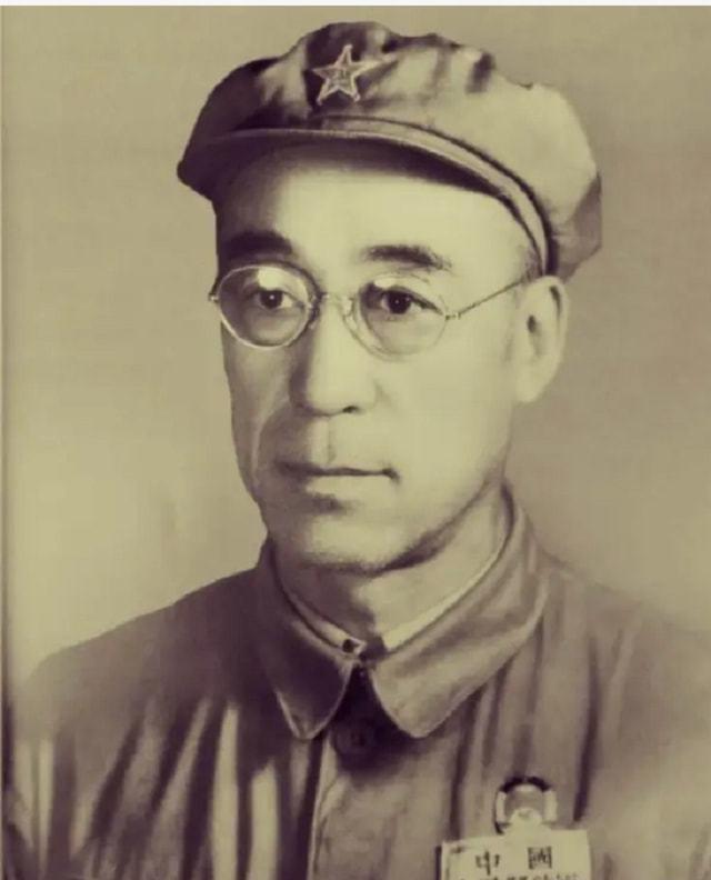 1948年春，西北战场进入战略反攻阶段。胡宗南主力被逐步击退，马家军仍负隅顽抗。