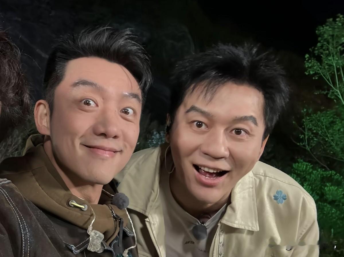 郑恺李晨，太惨了！5月7日，郑恺李晨双双冲上了热搜，让人有想到的是，这次爆出了