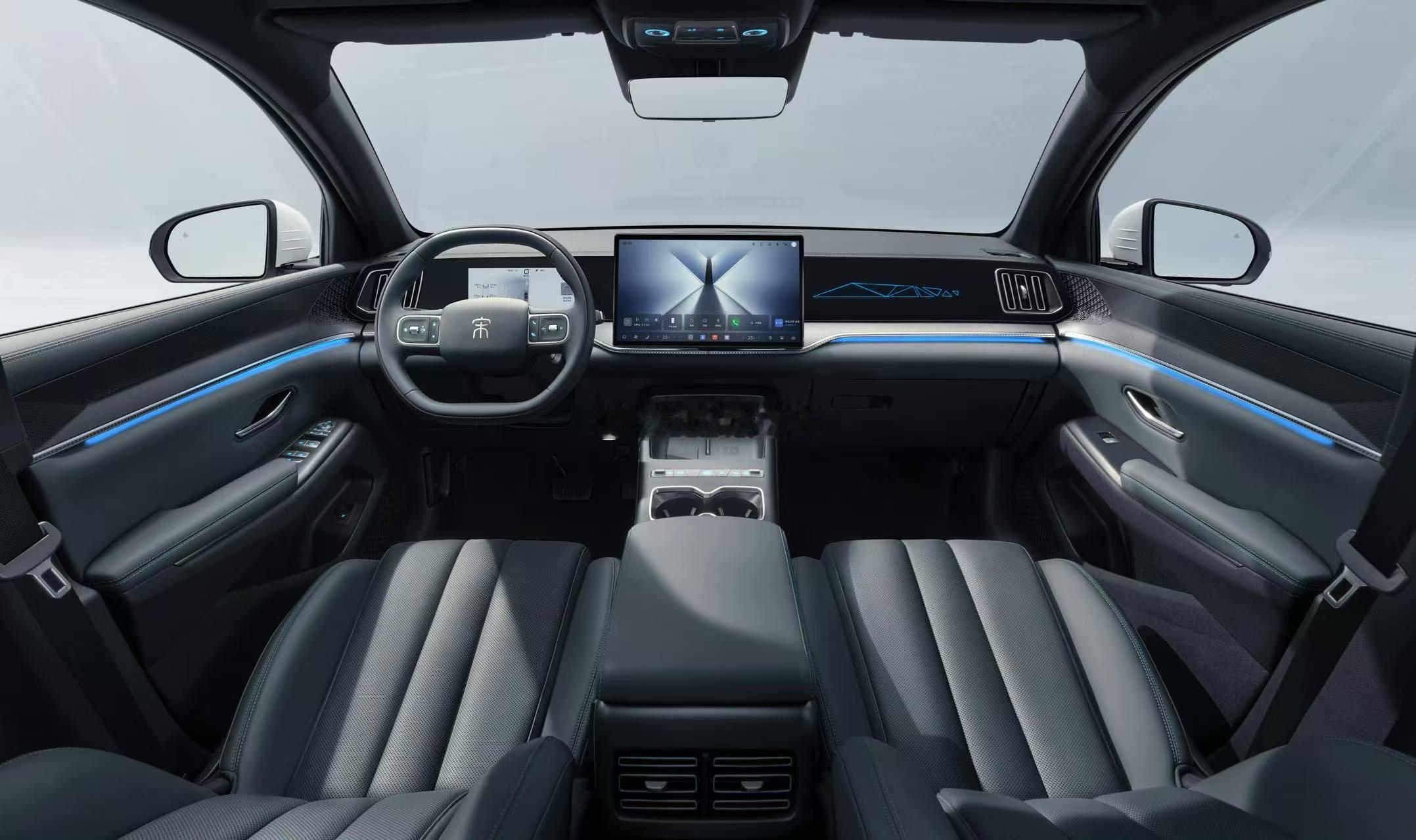 纯电续航301km！宋ProDM-i飞驰版上市9.99万起售插混SUV战场也卷