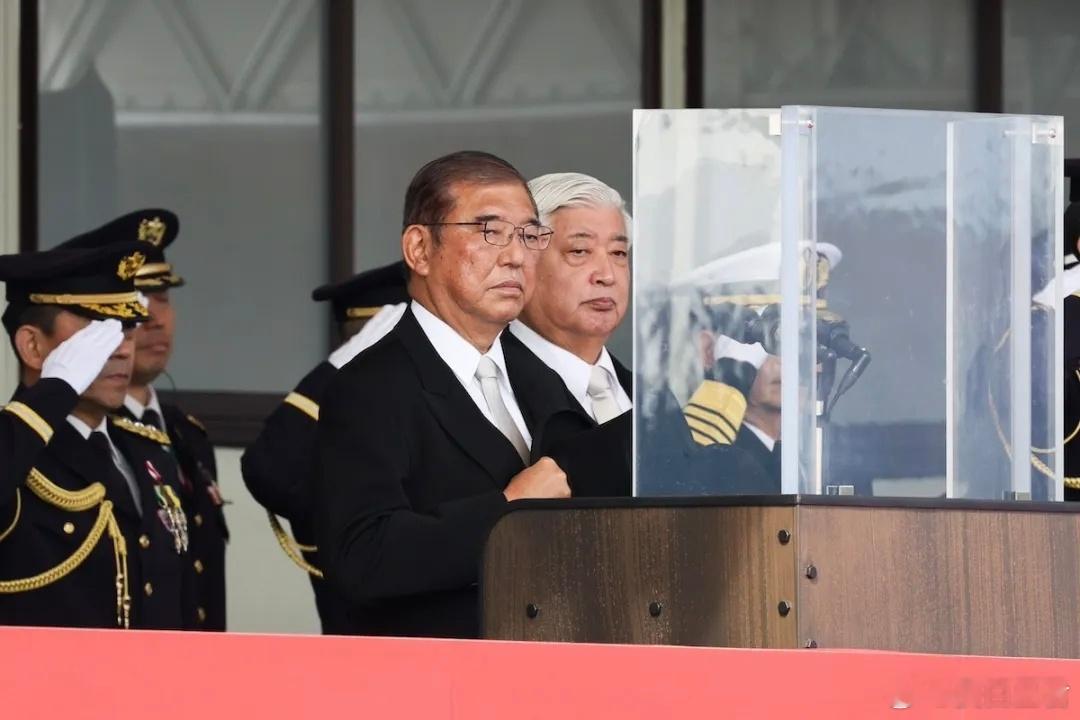 南京照相馆热映之际，日本不声不响干了两件大事，石破茂终于撕下对华面具？一是日本