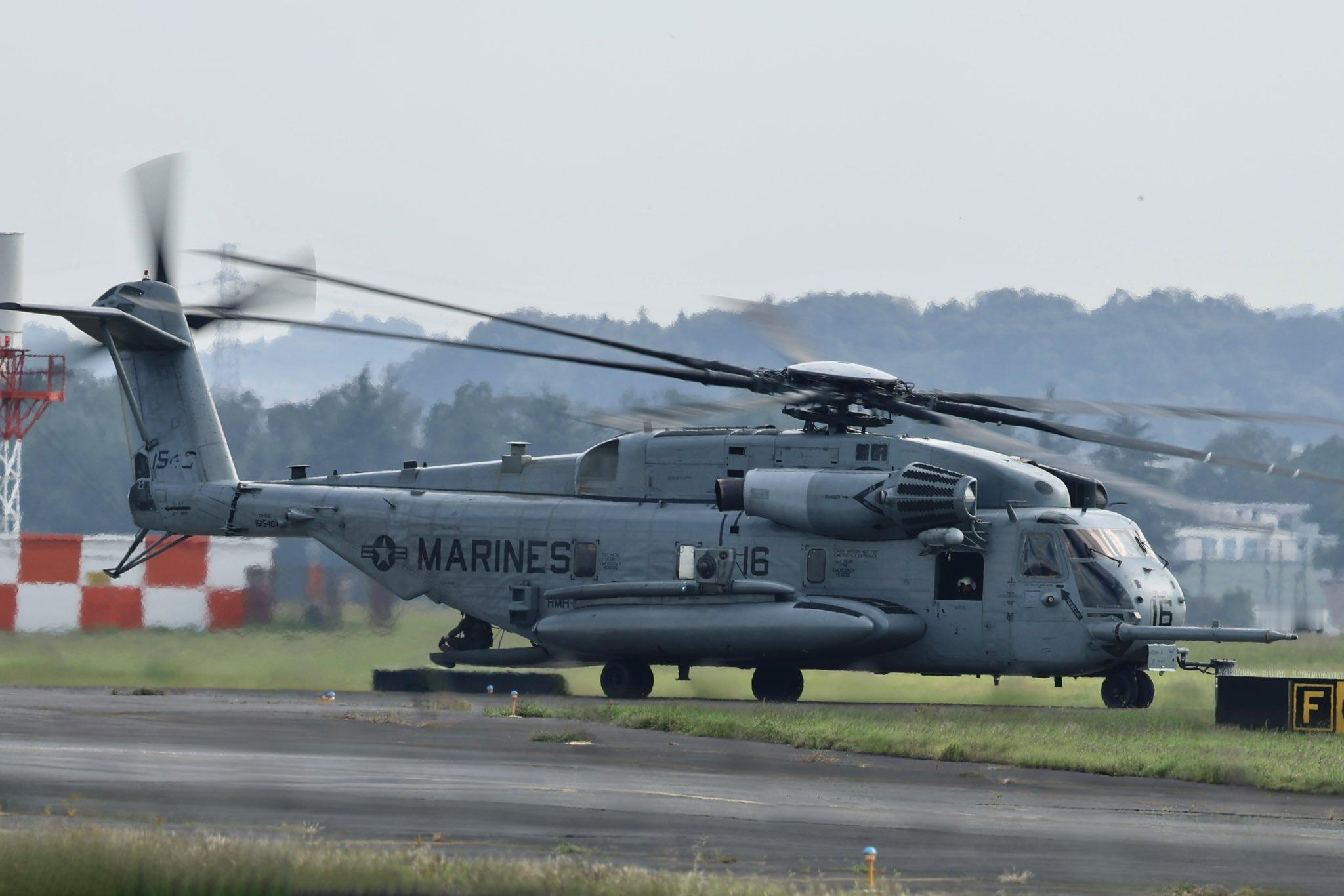 横田基地,CH-53E​​​