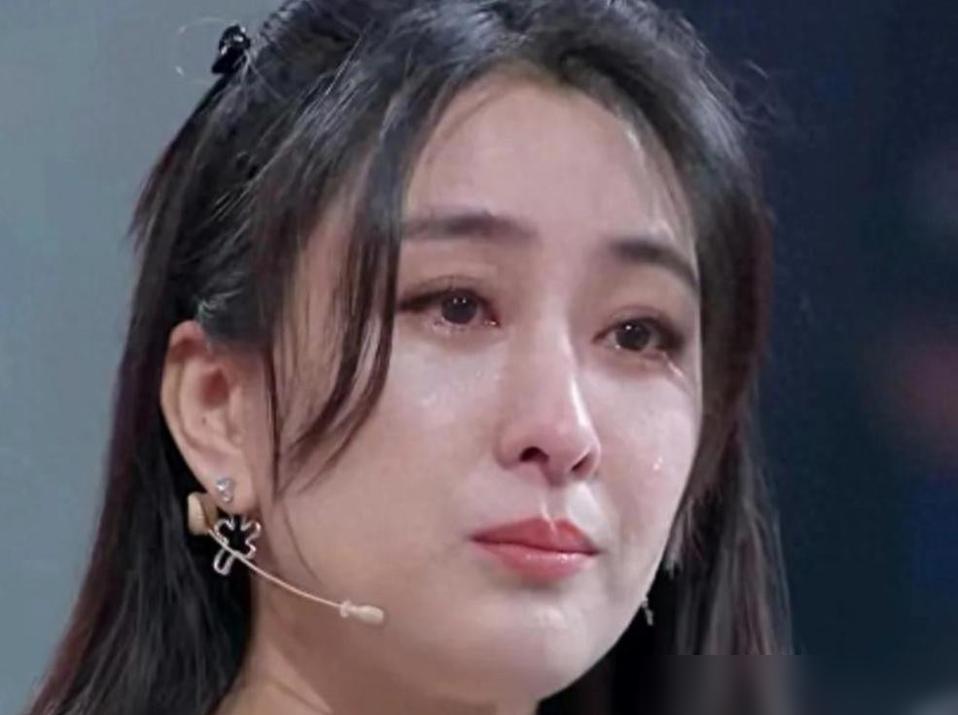 2013年，年薪600万的孔令辉对月入3000元的马苏说：“分开吧，现在从我家搬