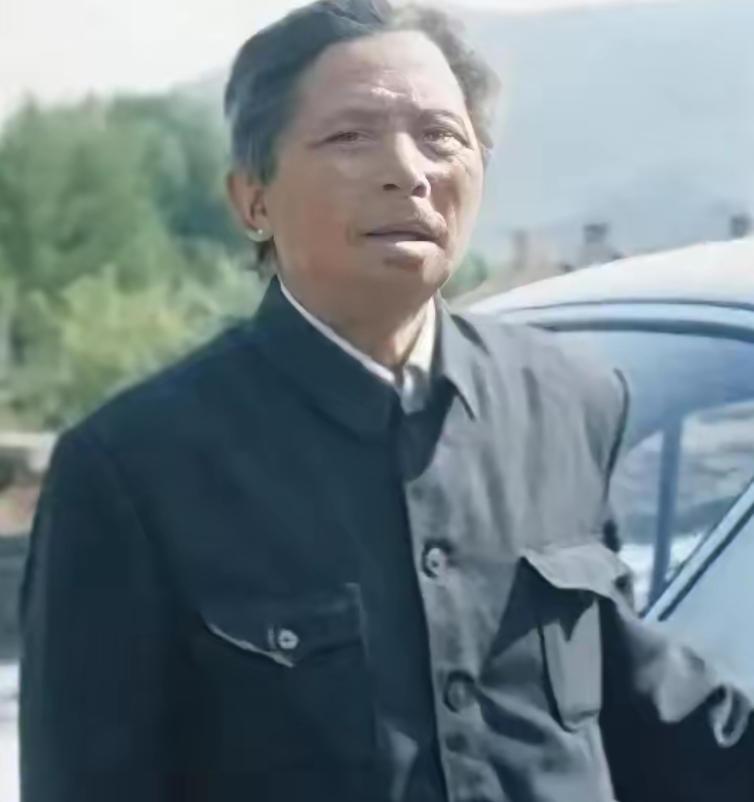 《死而复生的英雄：从松骨峰到修鞋摊，他用一生诠释何为真正的英雄》