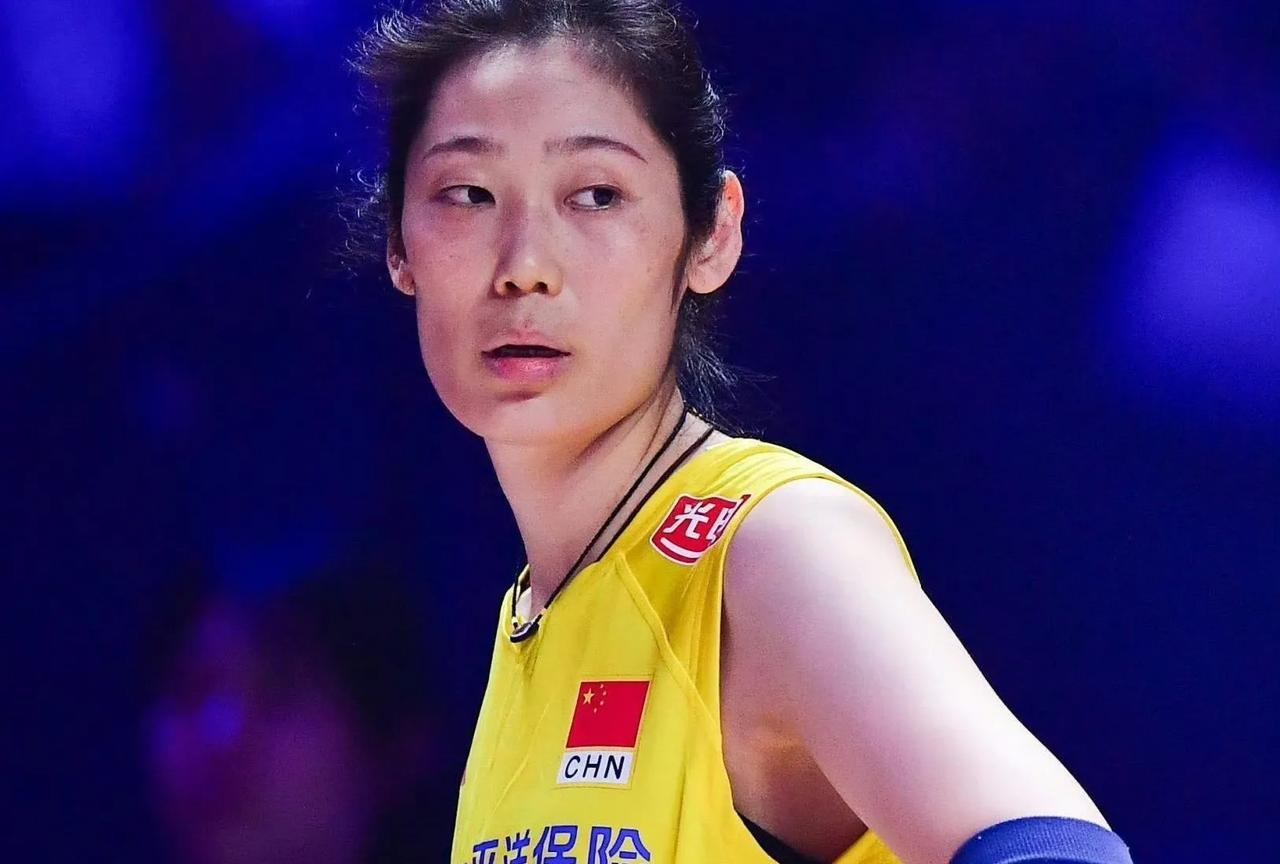 朱婷与袁心玥确定不参加2025女排世锦赛！李盈莹在大名单之列！