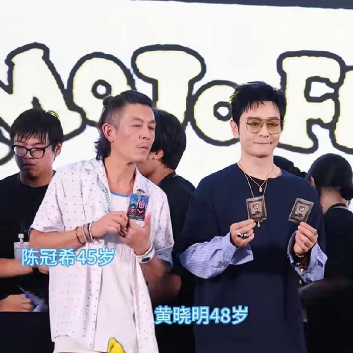 二十几岁的陈冠希真的是一去不复返了，想当年陈冠希的颜值冠绝整个娱乐圈，那时候
