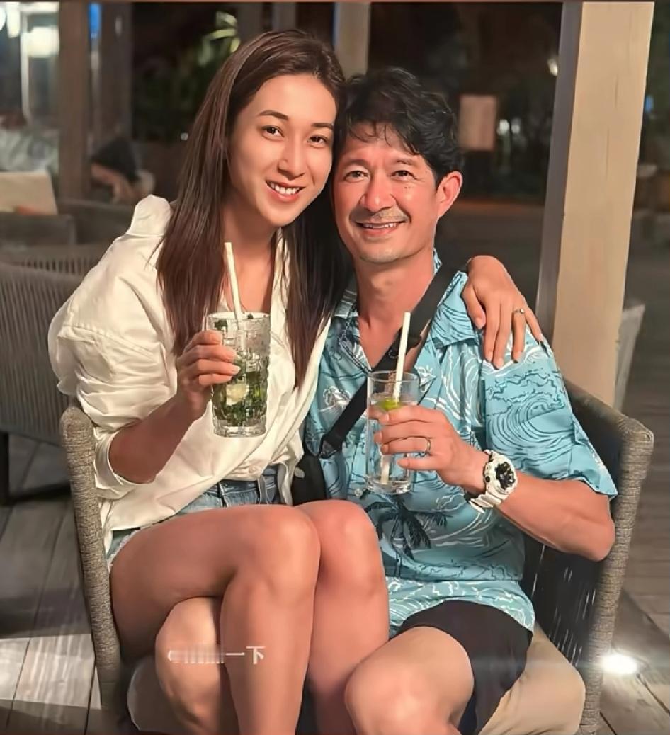 佘诗曼不想说话了，胡杏儿也不想说话了。钟嘉欣更是想不明白，她明明在跟老公