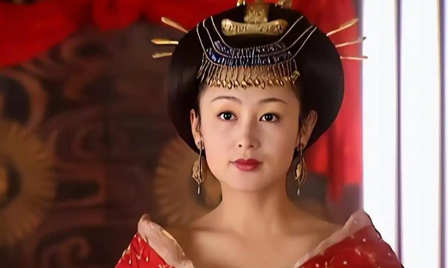 公元670年深秋，一天，太平公主的贴身丫鬟有几个肚子大了，经常呕吐，出现了明显的