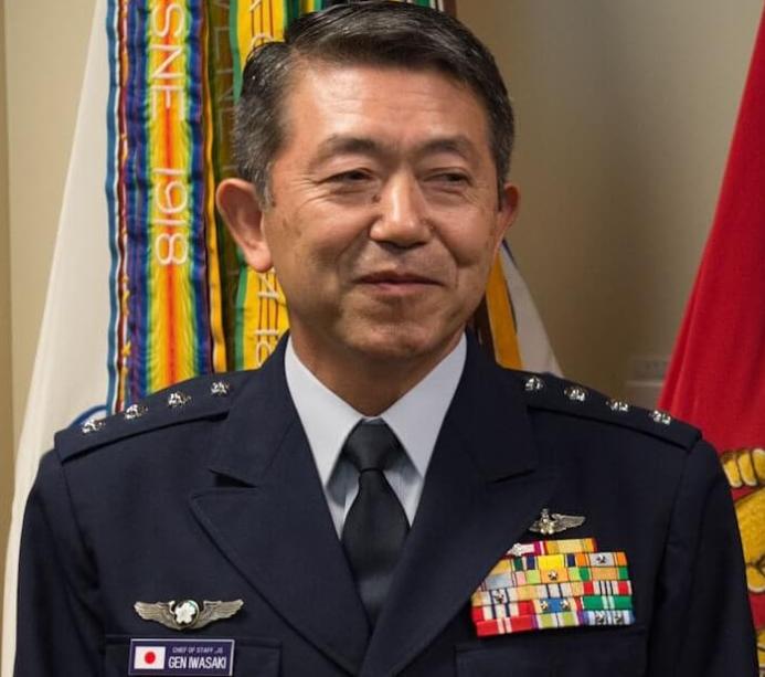 中方制裁岩崎茂效果已显现：日外相暗暗认怂，岛内承认“代价沉重”15日，中方宣布