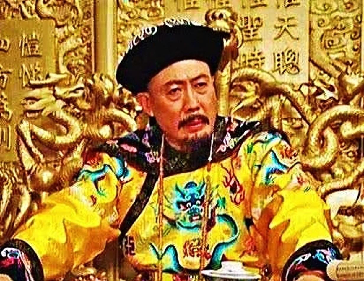 康熙最擅长的工作就是，没有困难就自己制造困难，然后强上。要不怎么显得自己枪法准呢