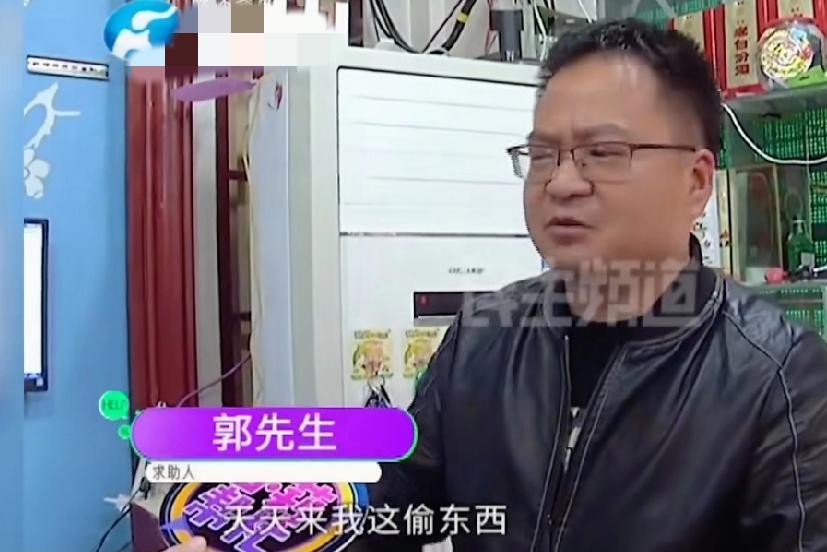 河南焦作小莉帮忙，好兄弟天天店里偷东西，偷槟榔偷咖啡偷烟偷钱，完美诠释我把