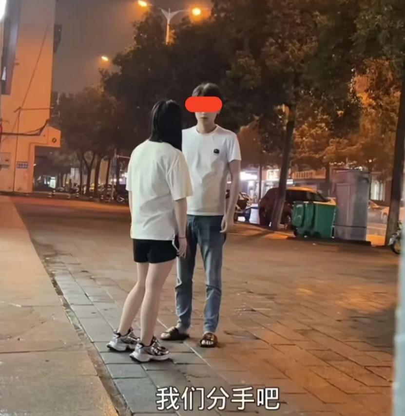 我男朋友一年能挣40万，我爸开口要30万彩礼，他给了。在婚房加上我的名字