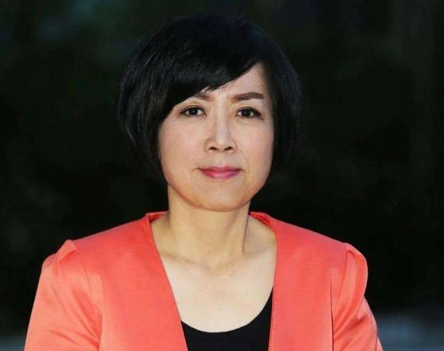 黄智贤到底还是离开了，她声明：我不再是统派！这个结果，令人有些意外。黄智贤说
