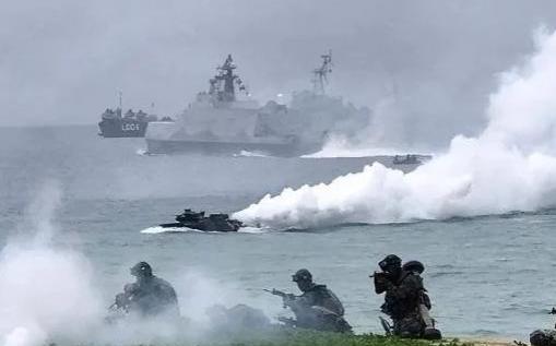 很多人没意识到在台岛40海里军演是什么概念，台空军的前副司令张延廷就说出了事实！