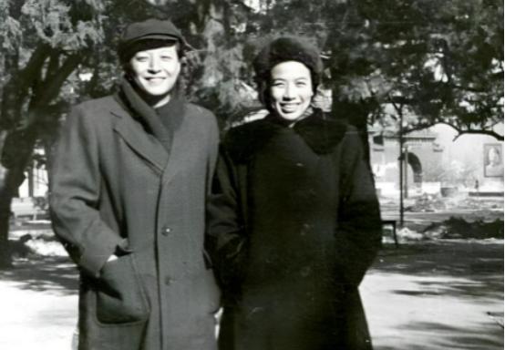 1951年，彭德怀要在朝鲜枪毙周恩来总理的女婿，总理得知后，急忙给彭德怀发电，要