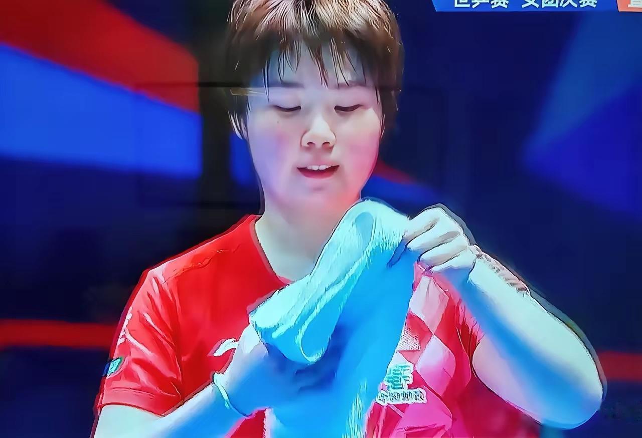事实证明：启用蒯曼打桥本帆乃香是马琳的一记昏招。有个镜头很说明问题，蒯曼1：2落