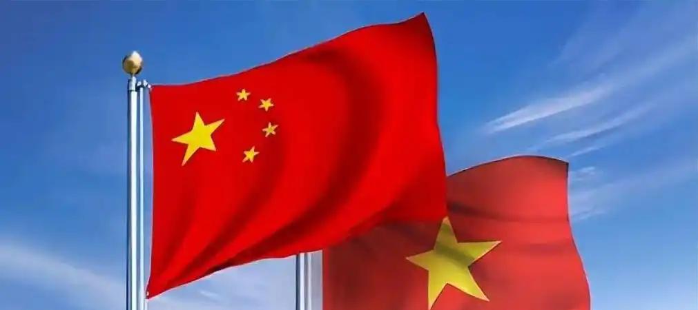 泛亚铁路绕过越南的后遗症，终于在2026年彻底爆发！眼看邻居们搭上中国经济快车，